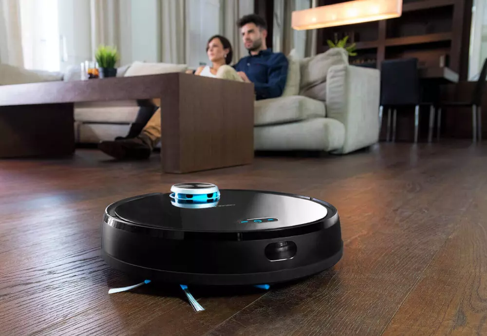 best self docking robotic vacuum cleaner